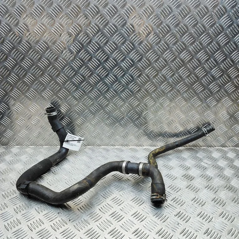 Engine coolant pipe/hose – Ford Focus (2010-2017)