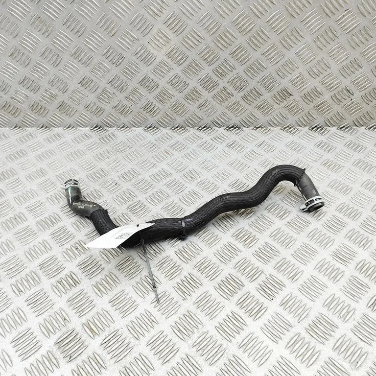 Mootori jahutusvedeliku toru / voolik LJ938C351BB