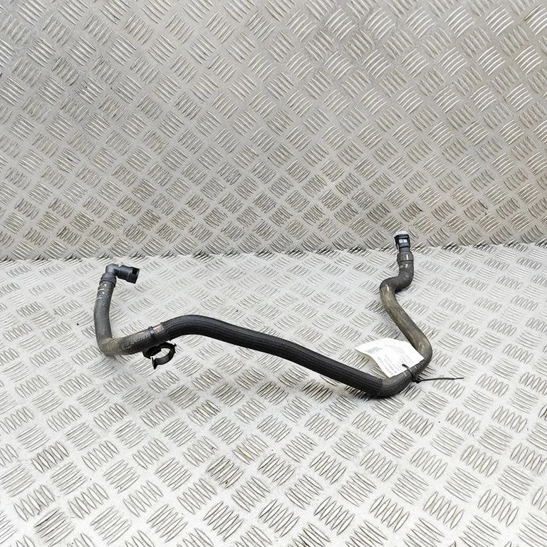 Mootori jahutusvedeliku toru / voolik LJ938D012CB