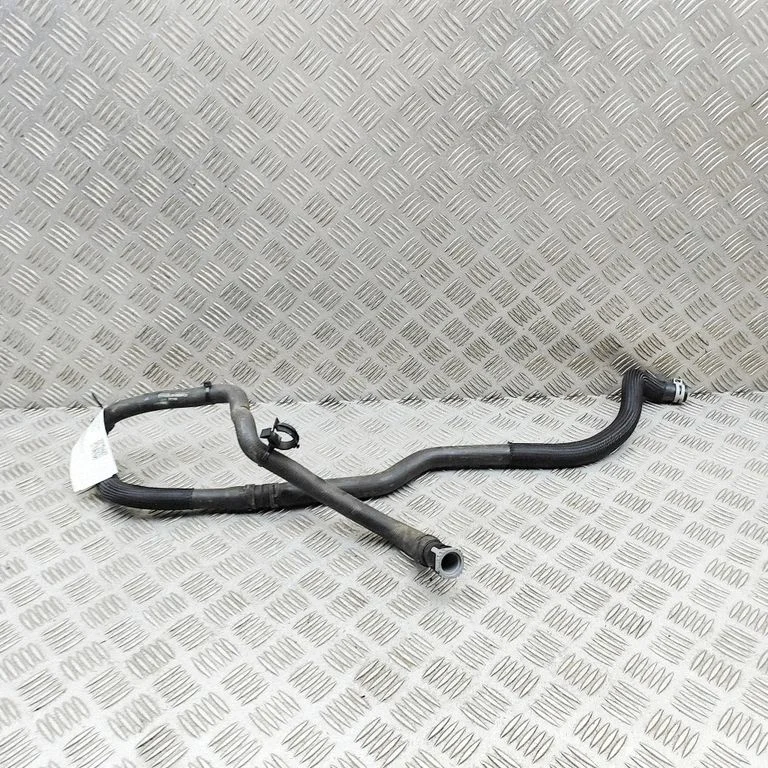 Mootori jahutusvedeliku toru / voolik LJ938D059CB