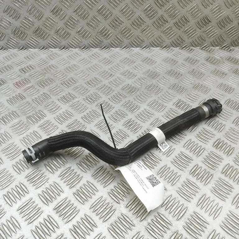 Engine coolant pipe/hose K8D28B504CB