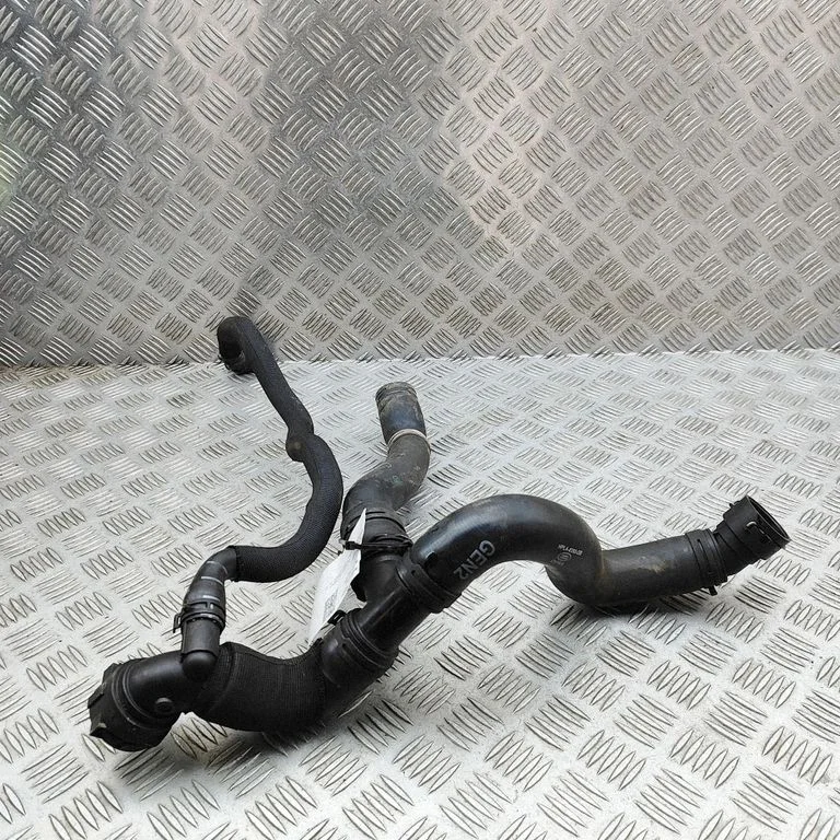 Engine coolant pipe/hose FPLA8584CB