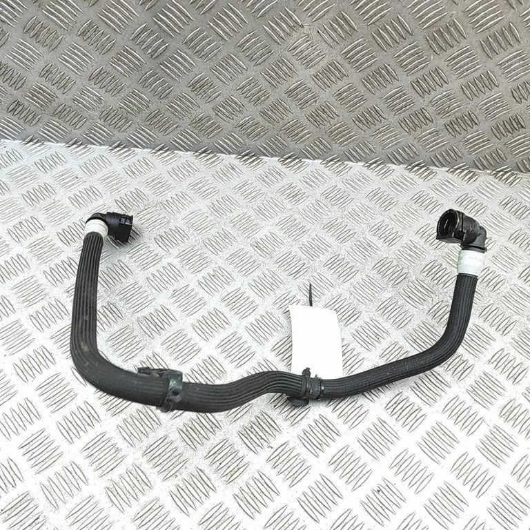 Motora dzesēšanas caurule (-es)/šļūtene (-es) 9844818980