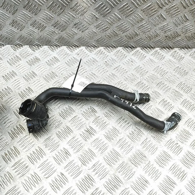 Motora dzesēšanas caurule (-es)/šļūtene (-es) 5Q0121156D