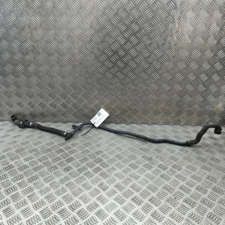 Engine coolant pipe/hose 8598360