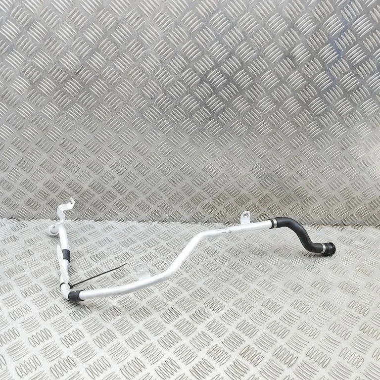 Motora dzesēšanas caurule (-es)/šļūtene (-es) 9874297
