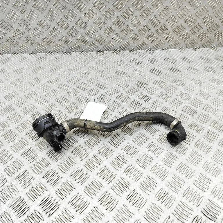 Motora dzesēšanas caurule (-es)/šļūtene (-es) 8475141