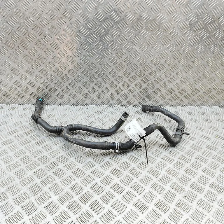 Mootori jahutusvedeliku toru / voolik NK3118K579DB