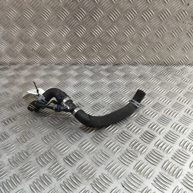Mootori jahutusvedeliku toru / voolik 4KE121313C – Audi RS Q8 (2019-)