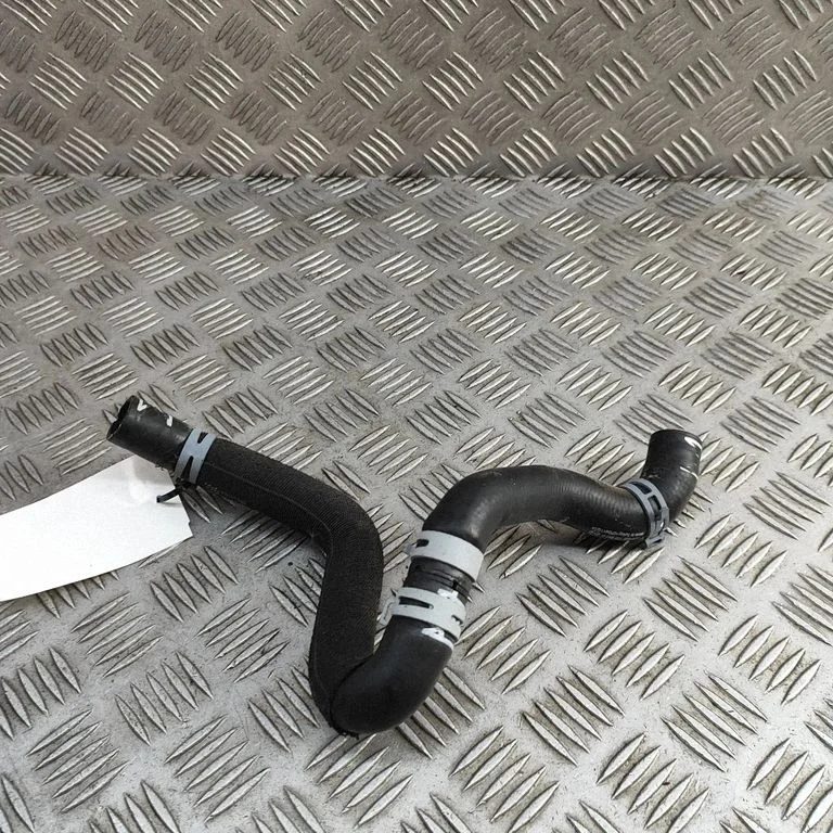 Mootori jahutusvedeliku toru / voolik 4KE145947B – Audi RS Q8 (2019-)