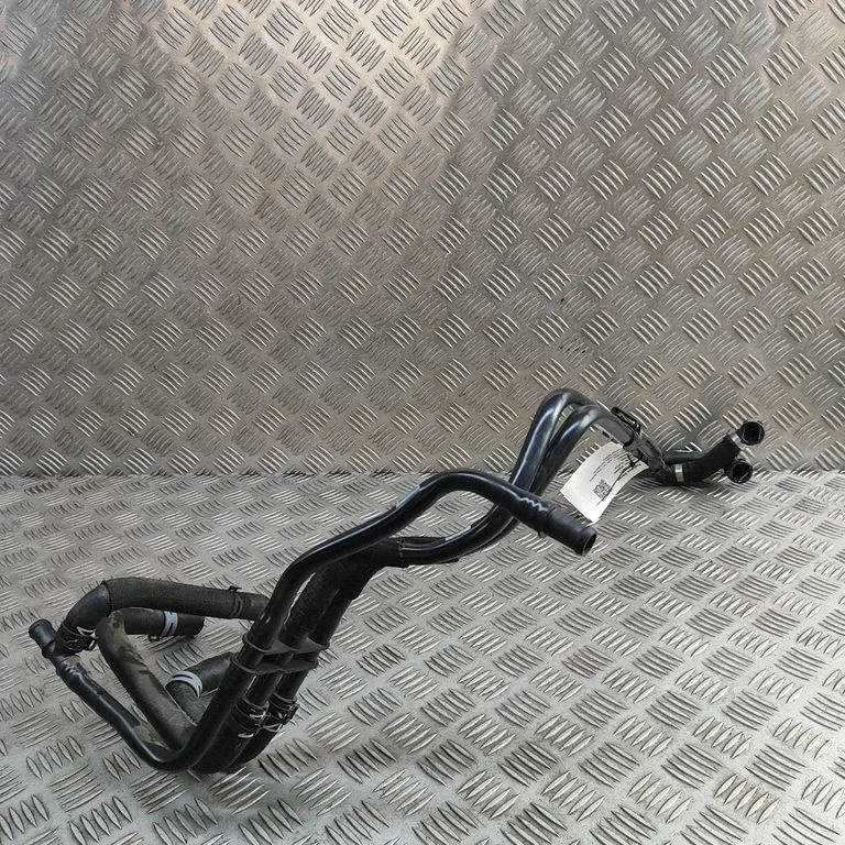 Mootori jahutusvedeliku toru / voolik 4KE122480AS – Audi RS Q8 (2019-)