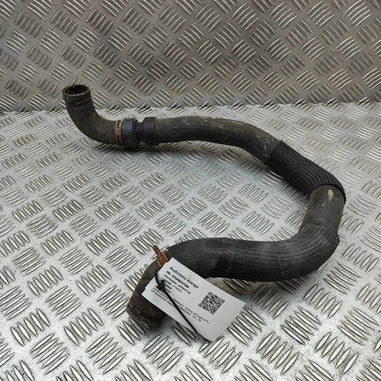 Motora dzesēšanas caurule (-es)/šļūtene (-es) 215013745R