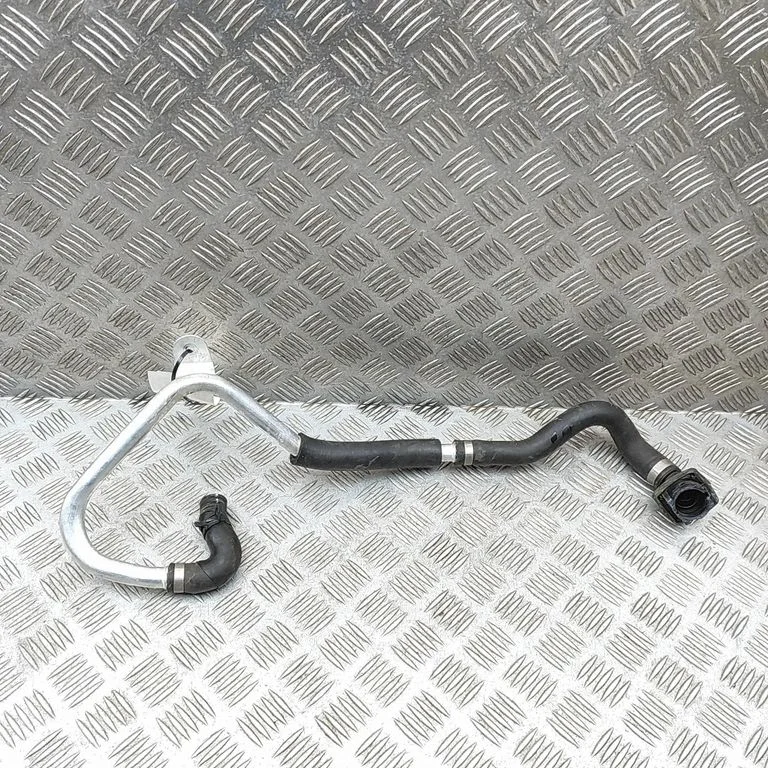Motora dzesēšanas caurule (-es)/šļūtene (-es) A2058302802