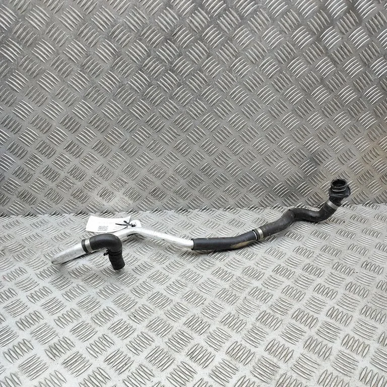Przewody układu chłodzenia silnika A2138302305