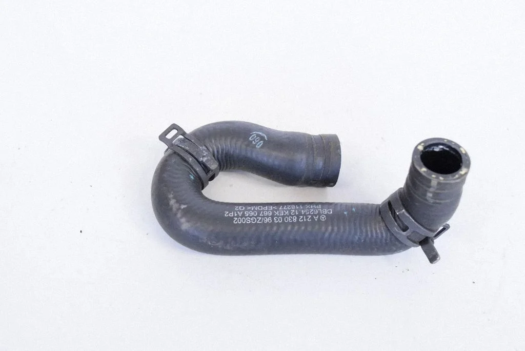 Motora dzesēšanas caurule (-es)/šļūtene (-es) A2128300396
