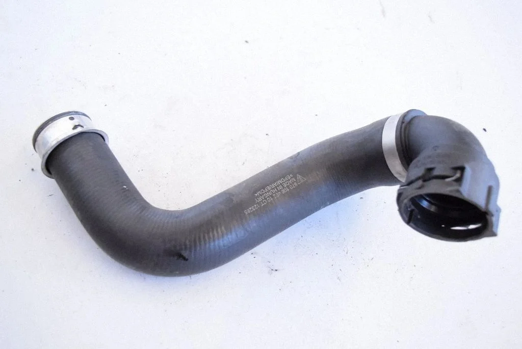 Engine coolant pipe/hose 97010640210