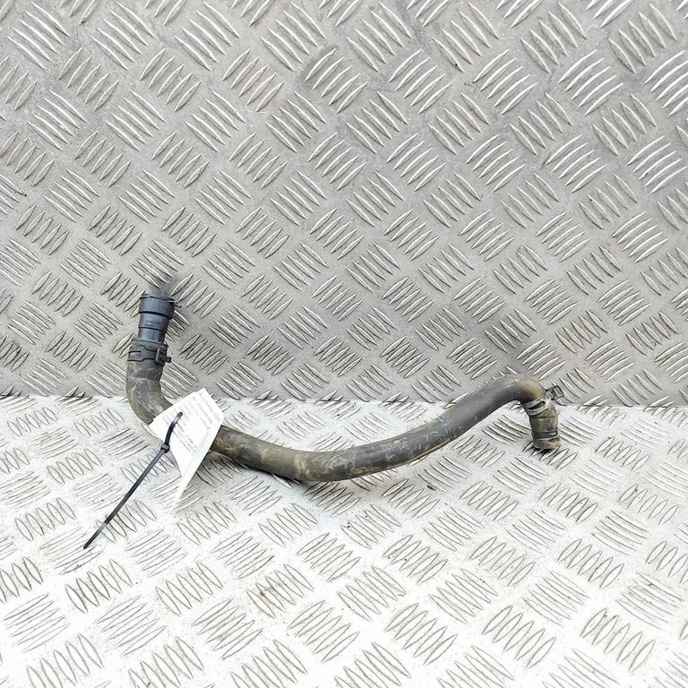 Motora dzesēšanas caurule (-es)/šļūtene (-es) BK2118K579BD