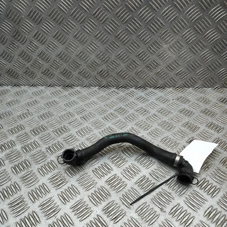 Mootori jahutusvedeliku toru / voolik – BMW Series 8 M8 F91 F92 G14 G15 (2019-)