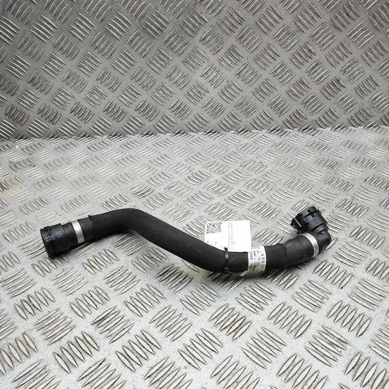 Motora dzesēšanas caurule (-es)/šļūtene (-es) A2238301203