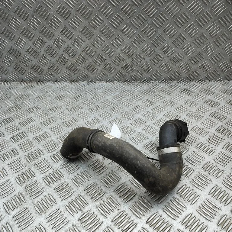 Engine coolant pipe/hose 8W0122055AM