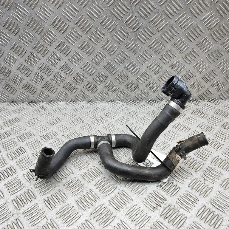 Motora dzesēšanas caurule (-es)/šļūtene (-es) A2238309202
