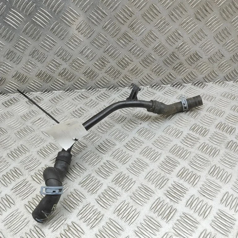 Engine coolant pipe/hose 1EA121621G