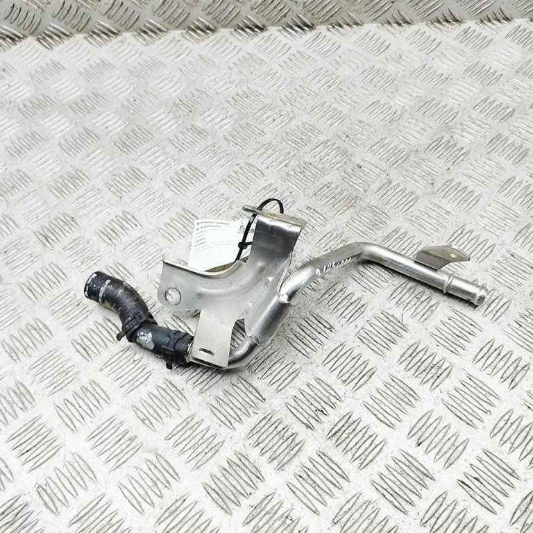 Mootori jahutusvedeliku toru / voolik SK2HB8101700