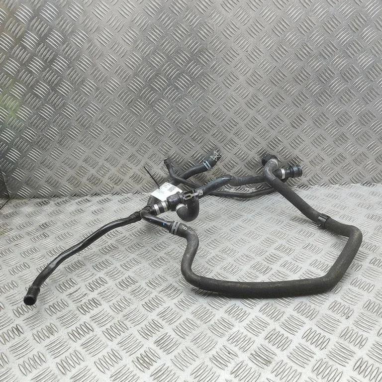 Engine coolant pipe/hose 1EA121051T