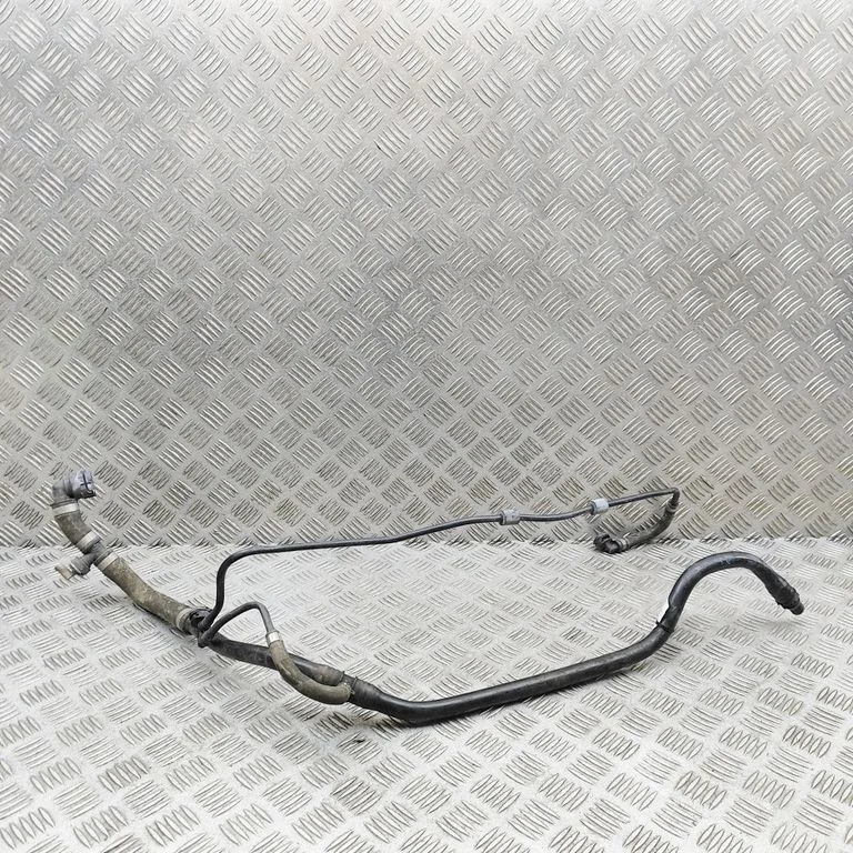 Motora dzesēšanas caurule (-es)/šļūtene (-es) A2055002600