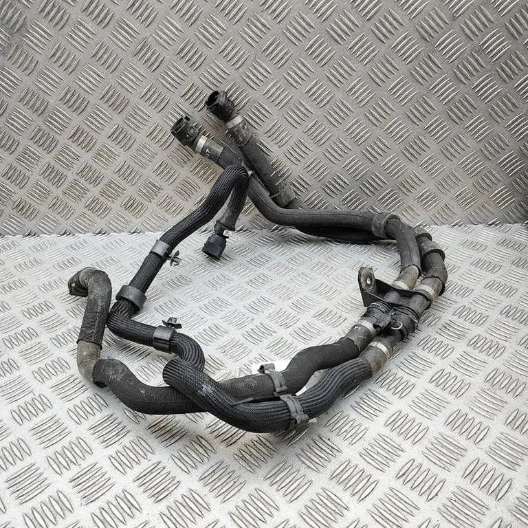 Motora dzesēšanas caurule (-es)/šļūtene (-es) 9834378680