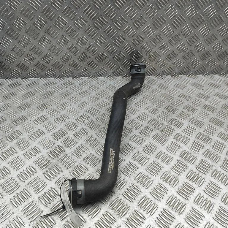 Motora dzesēšanas caurule (-es)/šļūtene (-es) A2135016702