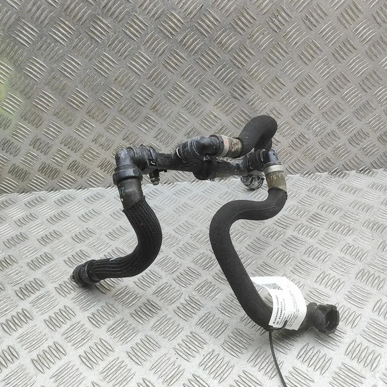 Engine coolant pipe/hose 9834745480