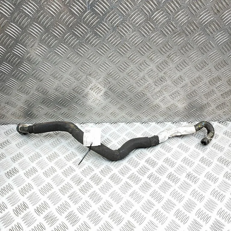 Przewody układu chłodzenia silnika 32339810