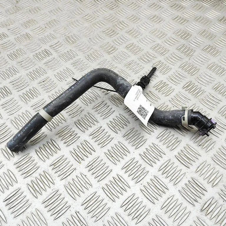 Mootori jahutusvedeliku toru / voolik G90A342010