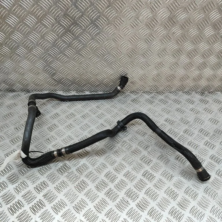 Engine coolant pipe/hose 9862849880