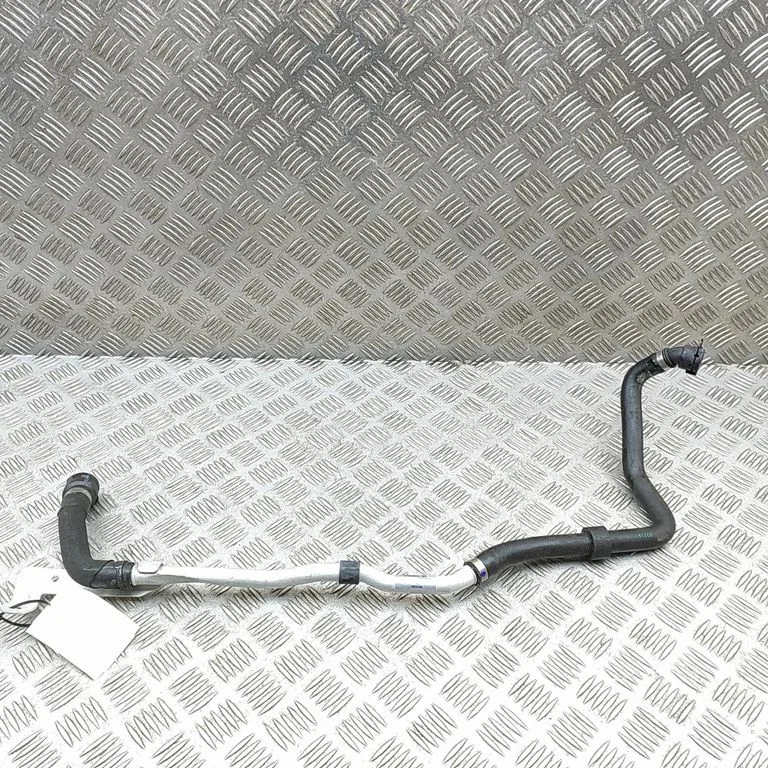 Motora dzesēšanas caurule (-es)/šļūtene (-es) 9874296