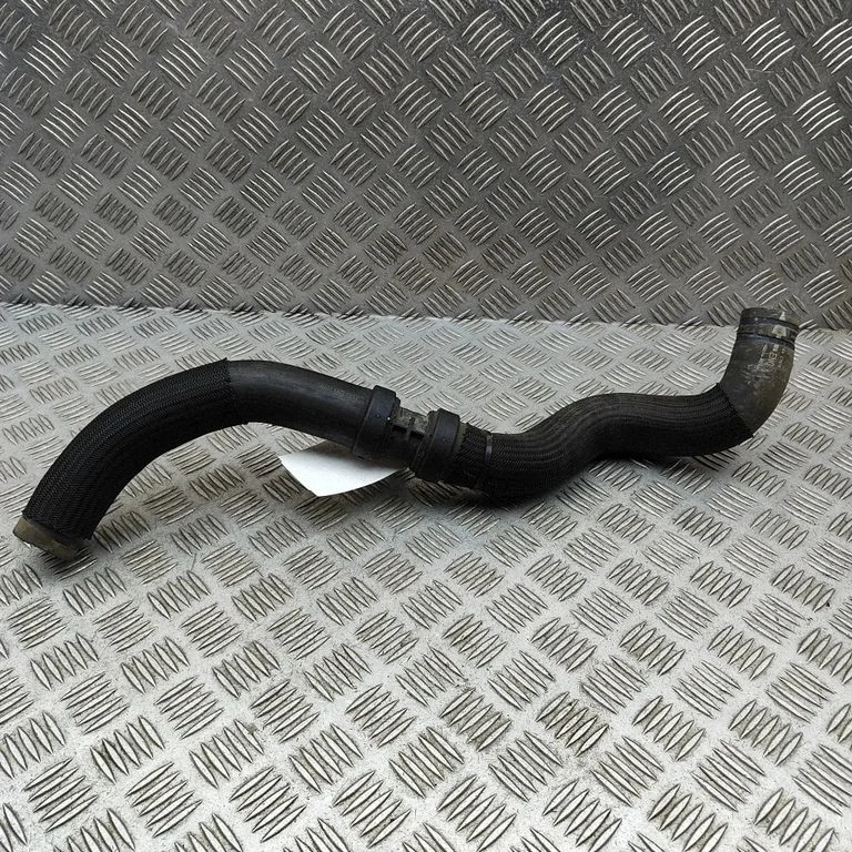 Motora dzesēšanas caurule (-es)/šļūtene (-es) HL3Z8260A