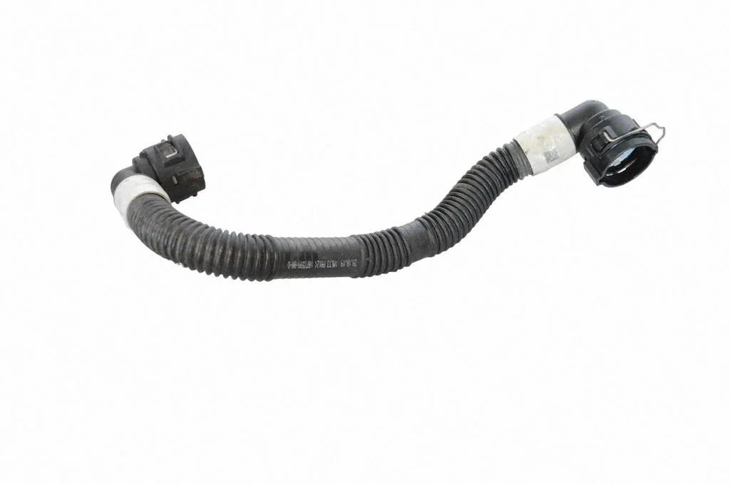 Motora dzesēšanas caurule (-es)/šļūtene (-es) 107759900D