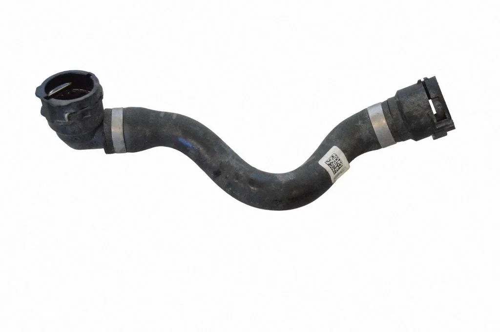 Engine coolant pipe/hose 9884826