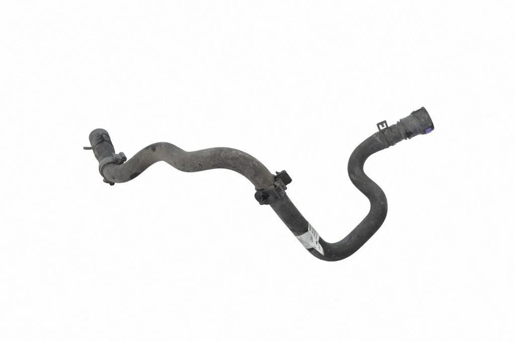 Engine coolant pipe/hose J9D314F604AB