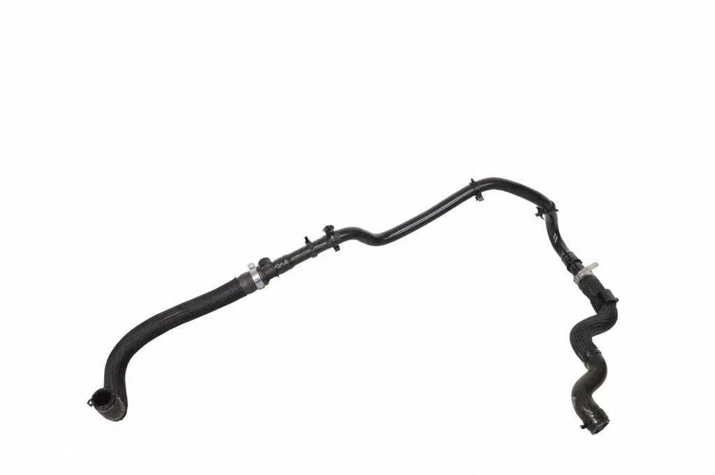 Engine coolant pipe/hose J9D38D118AC
