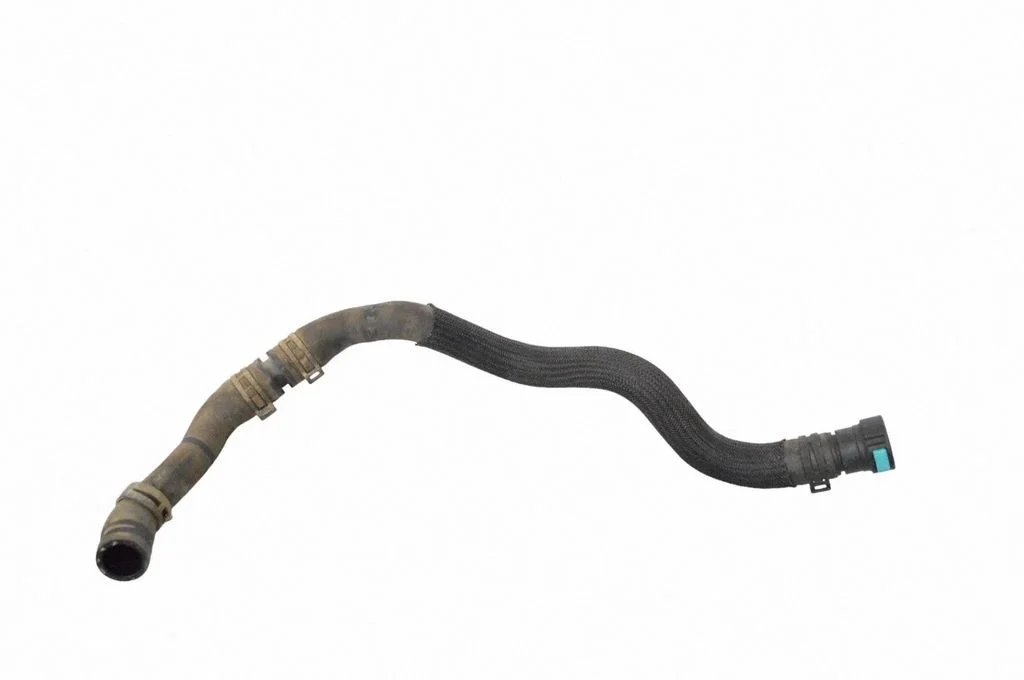 Engine coolant pipe/hose