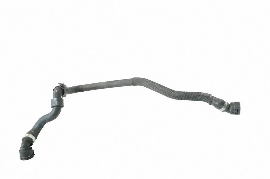 Engine coolant pipe/hose 8513604