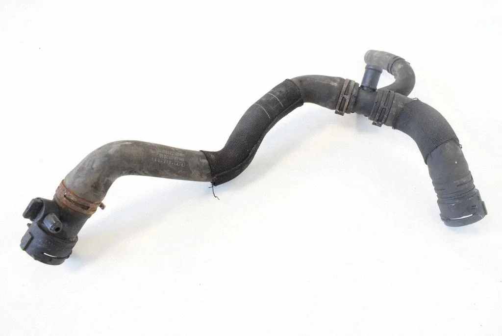 Motora dzesēšanas caurule (-es)/šļūtene (-es) 4G0121049