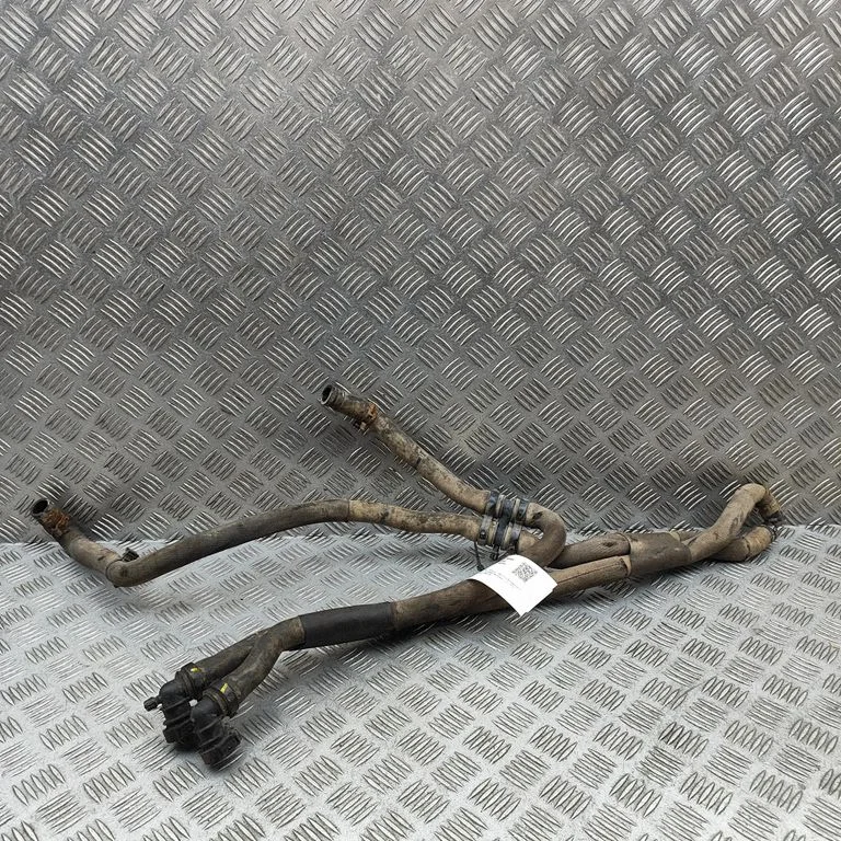 Motora dzesēšanas caurule (-es)/šļūtene (-es) 924085733R