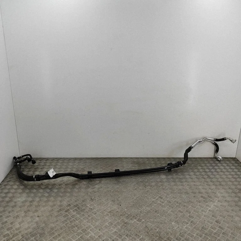 Motora dzesēšanas caurule (-es)/šļūtene (-es) 8743375