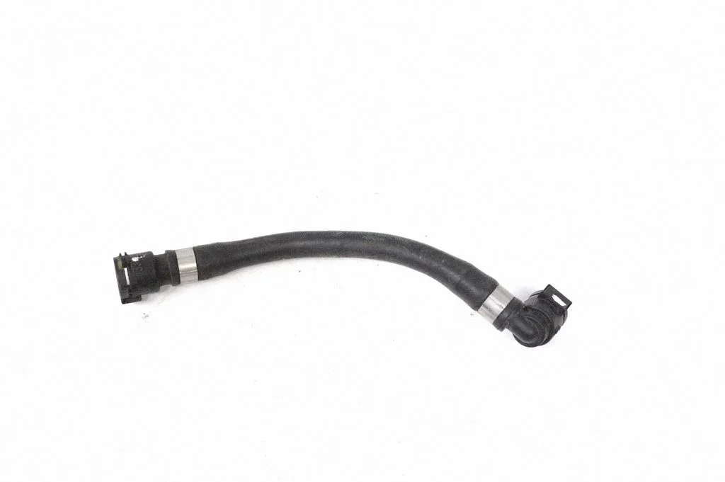 Engine coolant pipe/hose – BMW 7 Series G11 G12 (2015-2022)