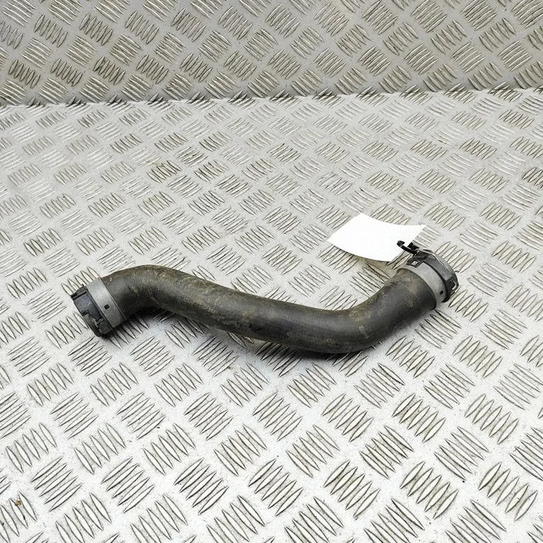 Przewody układu chłodzenia silnika A2535013782