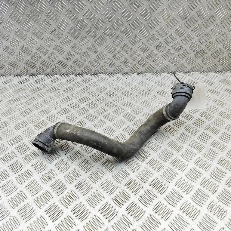 Motora dzesēšanas caurule (-es)/šļūtene (-es) A2055012882
