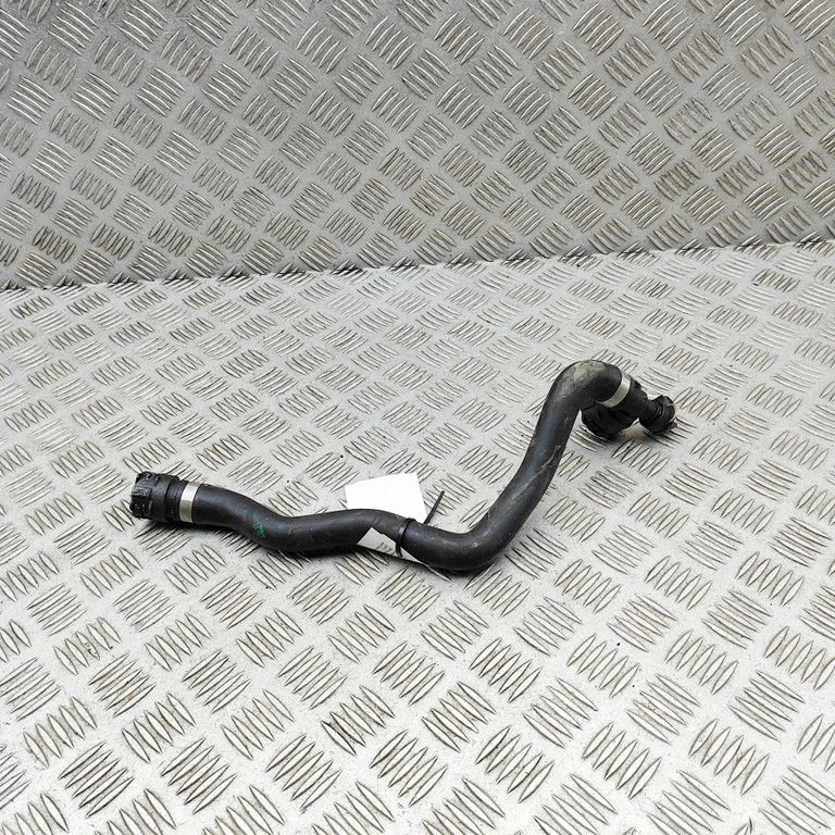 Motora dzesēšanas caurule (-es)/šļūtene (-es) A2055011191